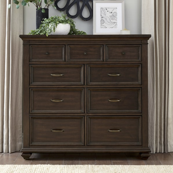 Conner Gentleman's Chest