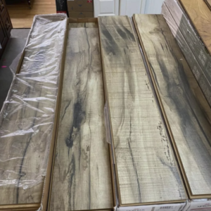 Laurel Glen Oak 10mm Laminate Flooring with SplashDefense Technology